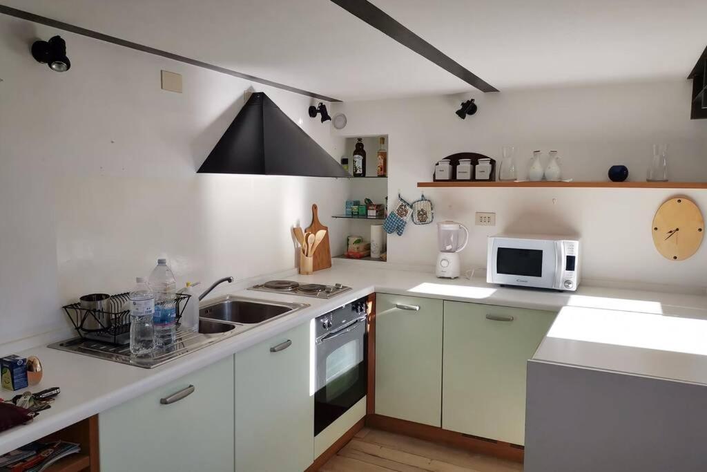 Studio Loft In The Center Sanremo For 3 People エクステリア 写真