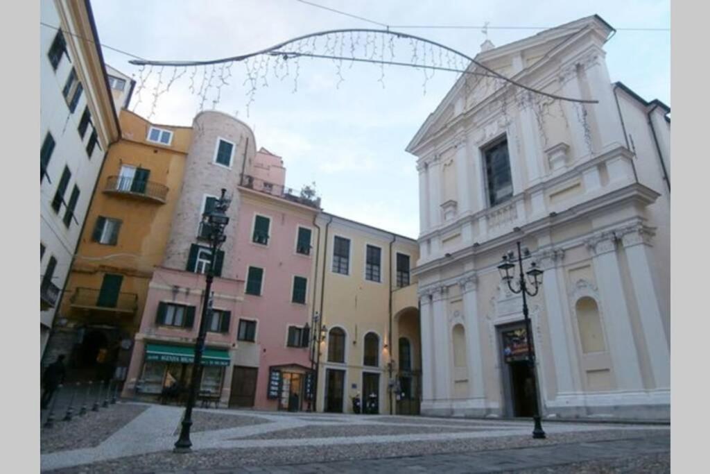Studio Loft In The Center Sanremo For 3 People エクステリア 写真